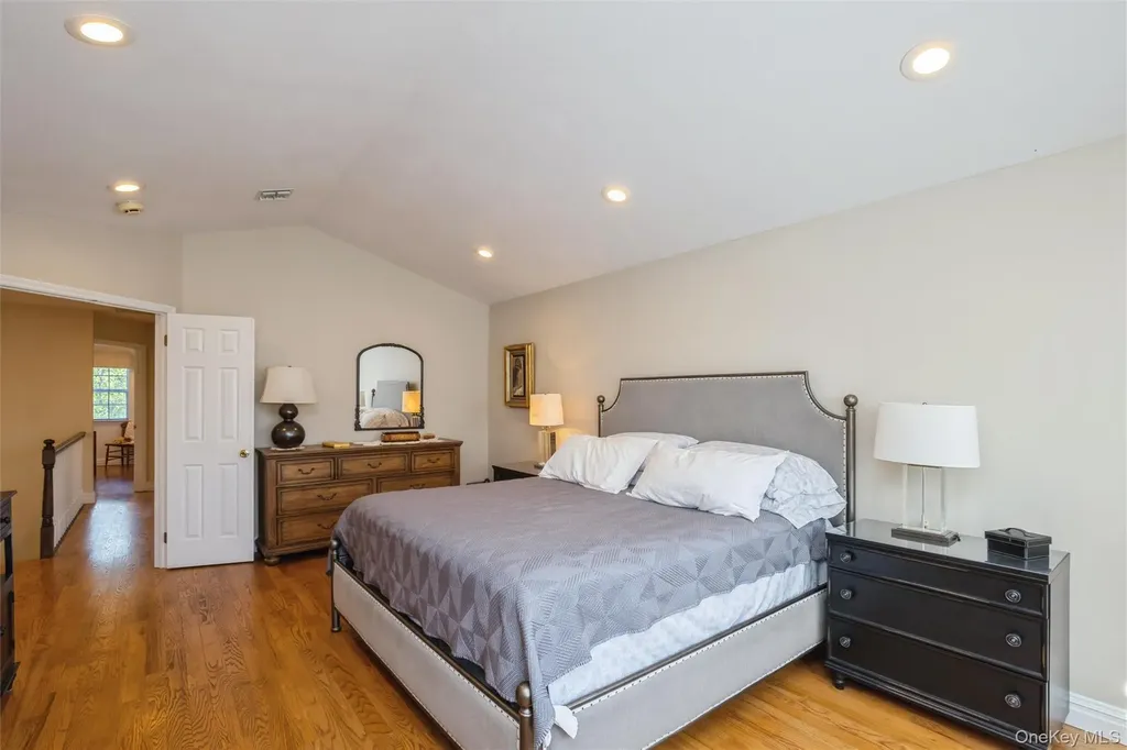 96 Fairway View Drive Commack NY 11725