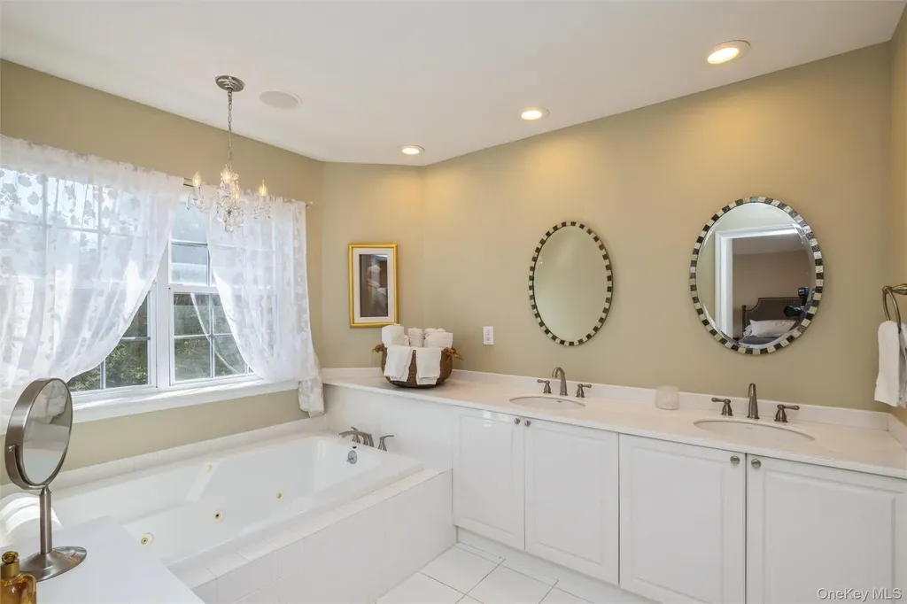 96 Fairway View Drive Commack NY 11725