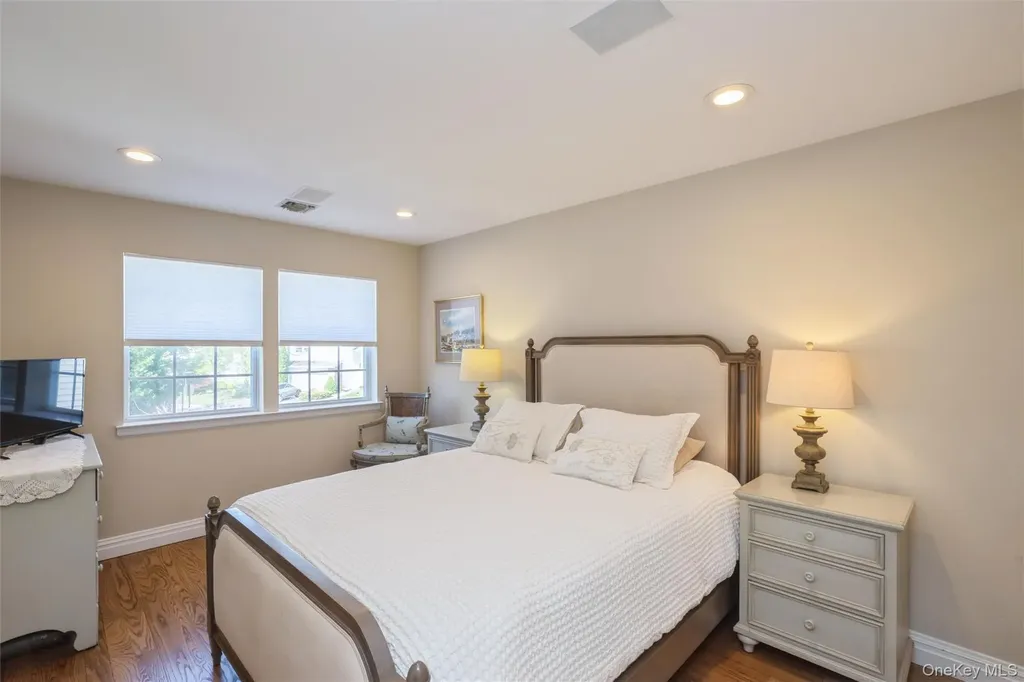 96 Fairway View Drive Commack NY 11725