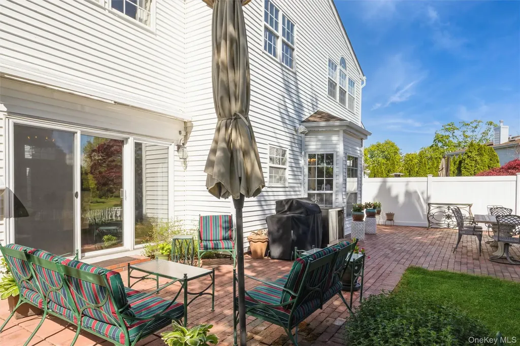 96 Fairway View Drive Commack NY 11725
