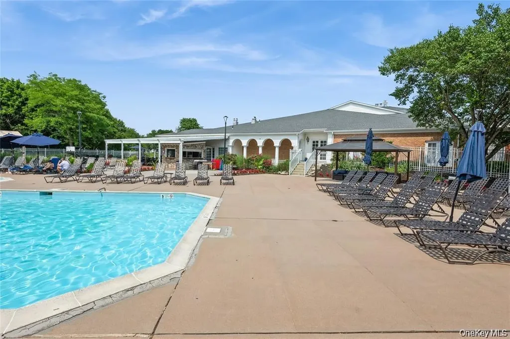 96 Fairway View Drive Commack NY 11725