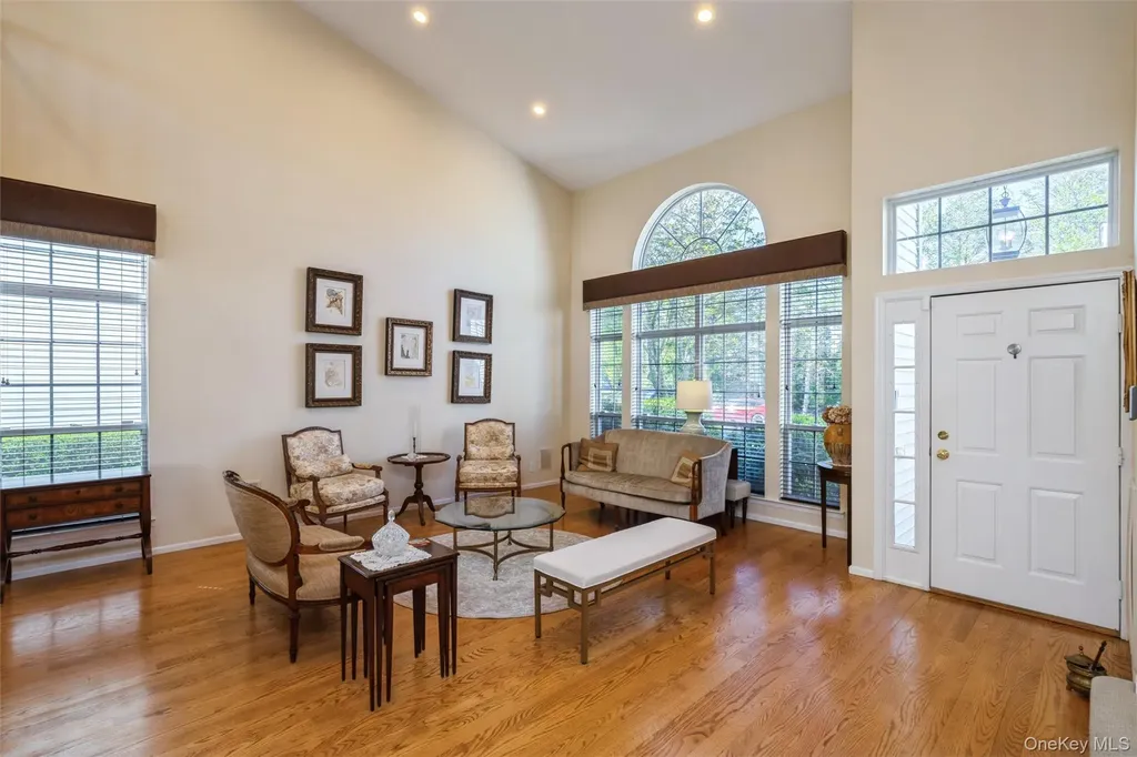 96 Fairway View Drive Commack NY 11725