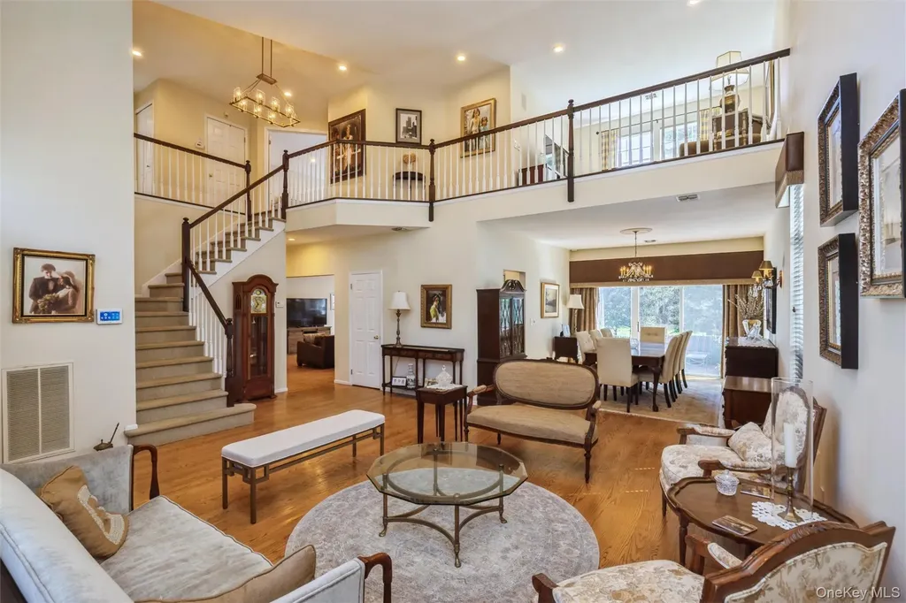 96 Fairway View Drive Commack NY 11725