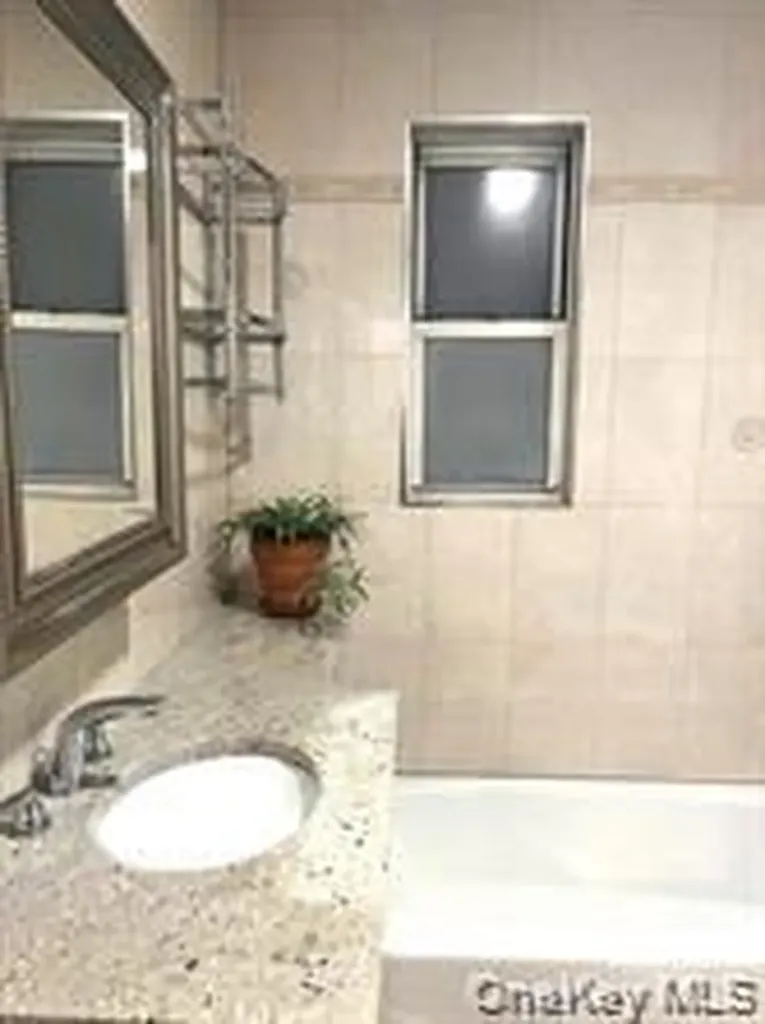 1945 Paulding Avenue Bronx NY 10462