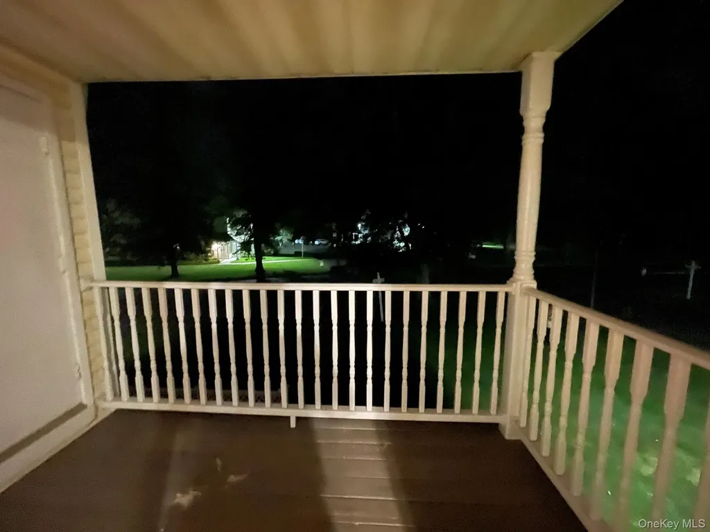 9 Fairview Circle Middle Island NY 11953