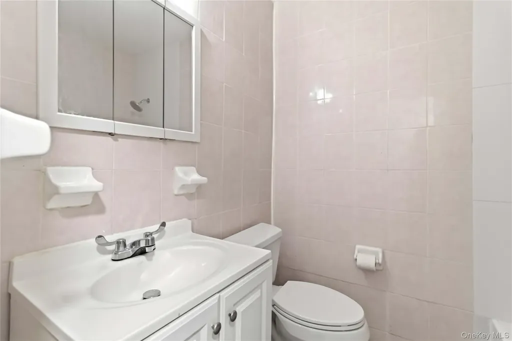 644 Autumn Avenue Brooklyn NY 11208