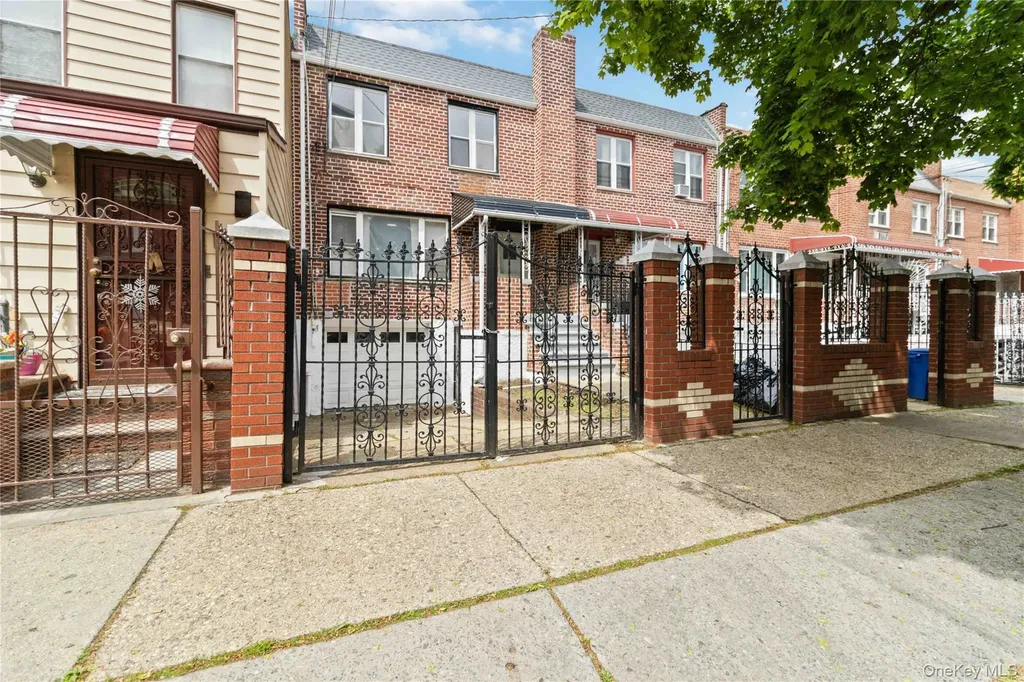 644 Autumn Avenue Brooklyn NY 11208