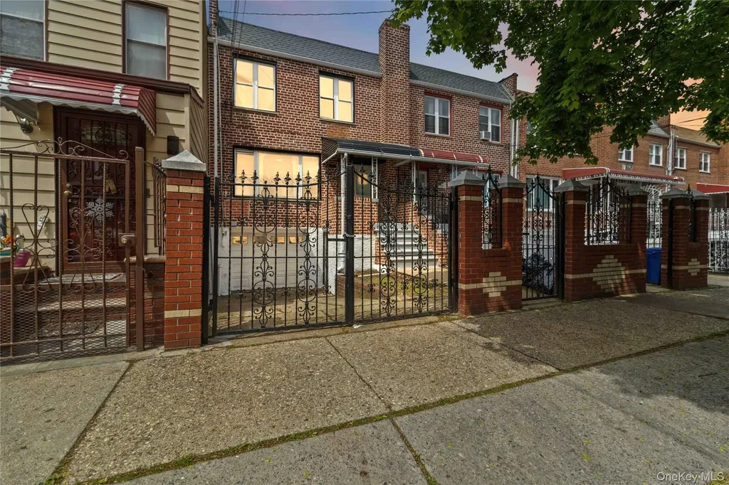 644 Autumn Avenue Brooklyn NY 11208