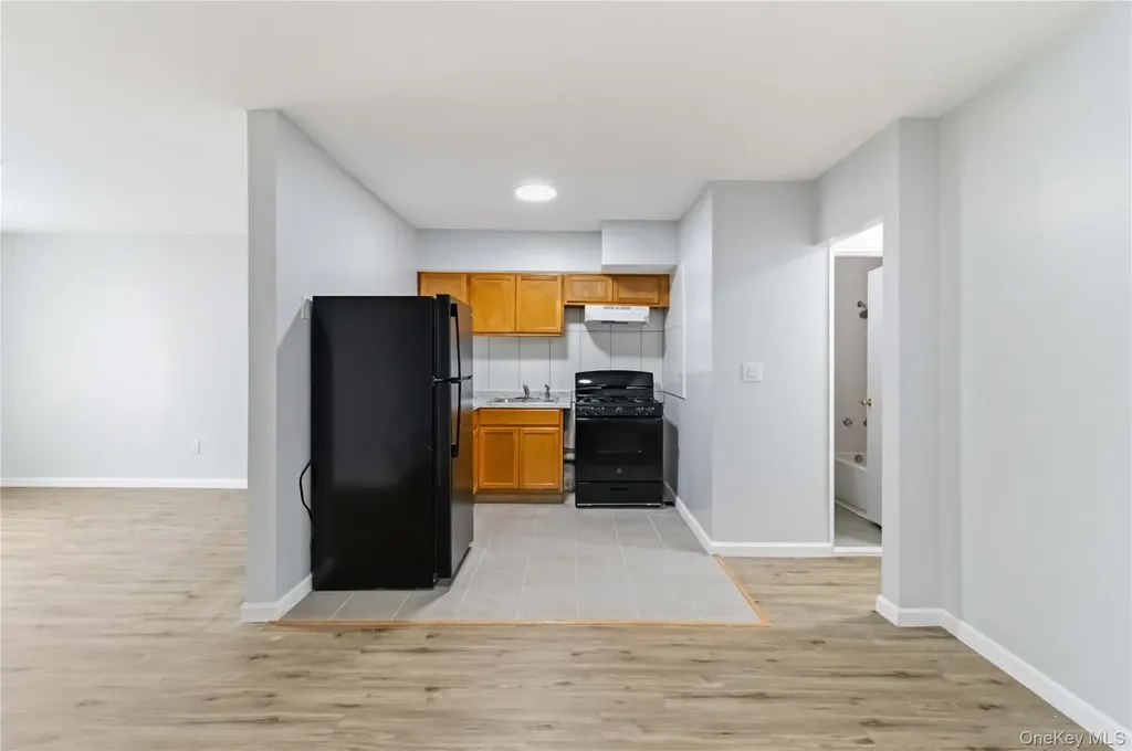 644 Autumn Avenue Brooklyn NY 11208