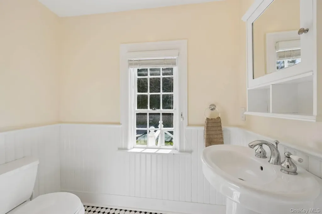 189 Main Street Sag Harbor NY 11963