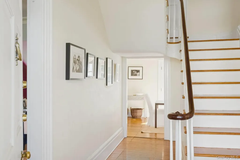 189 Main Street Sag Harbor NY 11963