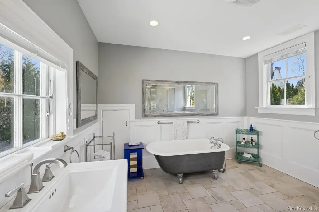 189 Main Street Sag Harbor NY 11963