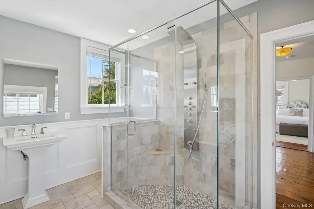 189 Main Street Sag Harbor NY 11963