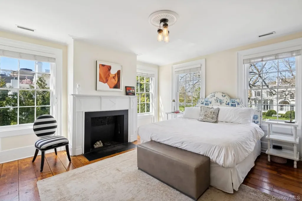 189 Main Street Sag Harbor NY 11963