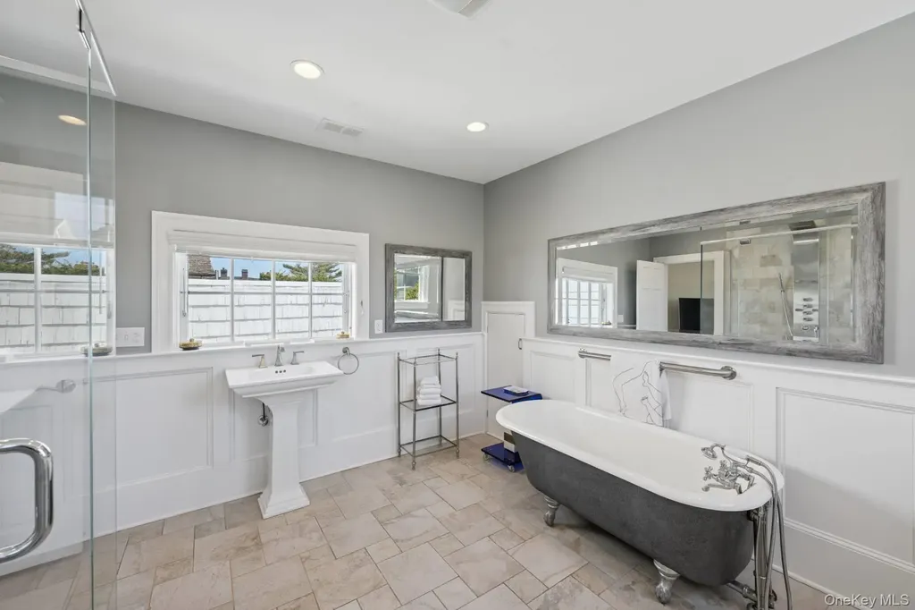 189 Main Street Sag Harbor NY 11963