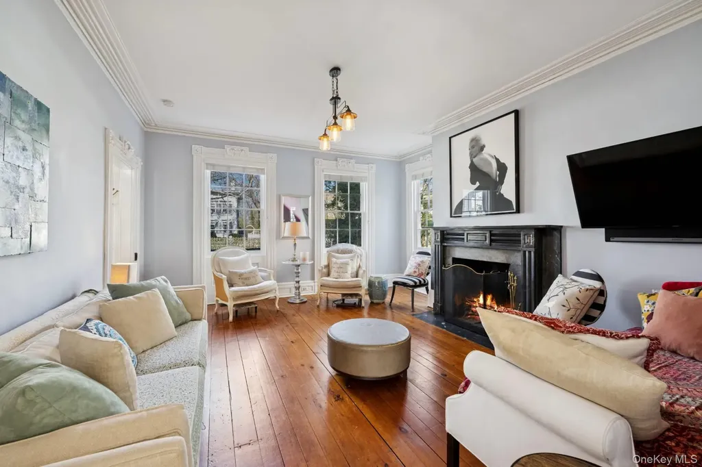 189 Main Street Sag Harbor NY 11963