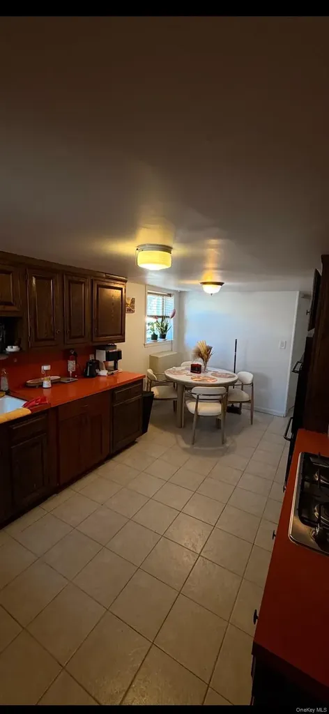 6046 69th Place Maspeth NY 11378