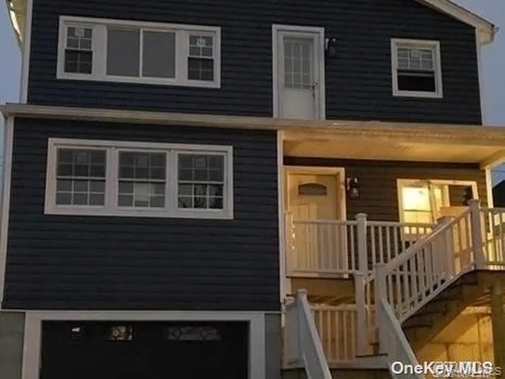 422 E Chester Street Long Beach NY 11561