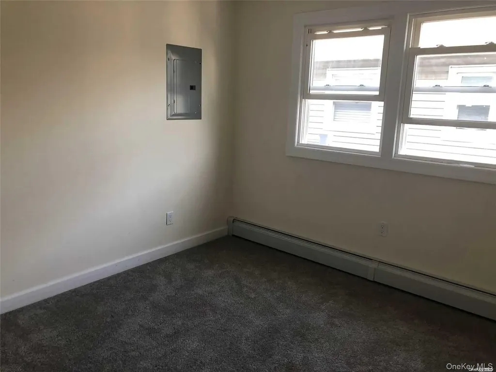 422 E Chester Street Long Beach NY 11561