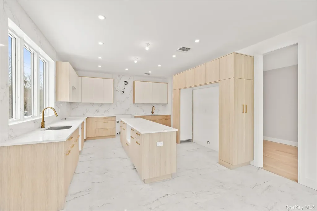12 Sherman Drive Spring Valley NY 10977