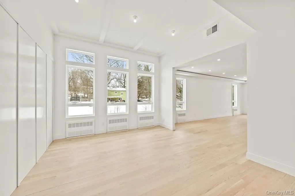 12 Sherman Drive Spring Valley NY 10977