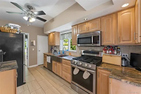 36 Lakeview Avenue Scarsdale NY 10583