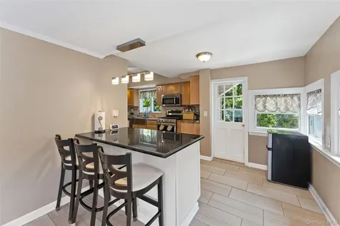 36 Lakeview Avenue Scarsdale NY 10583
