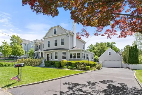 36 Lakeview Avenue Scarsdale NY 10583