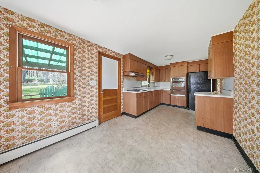 1124 State Route 42 Sparrowbush NY 12780