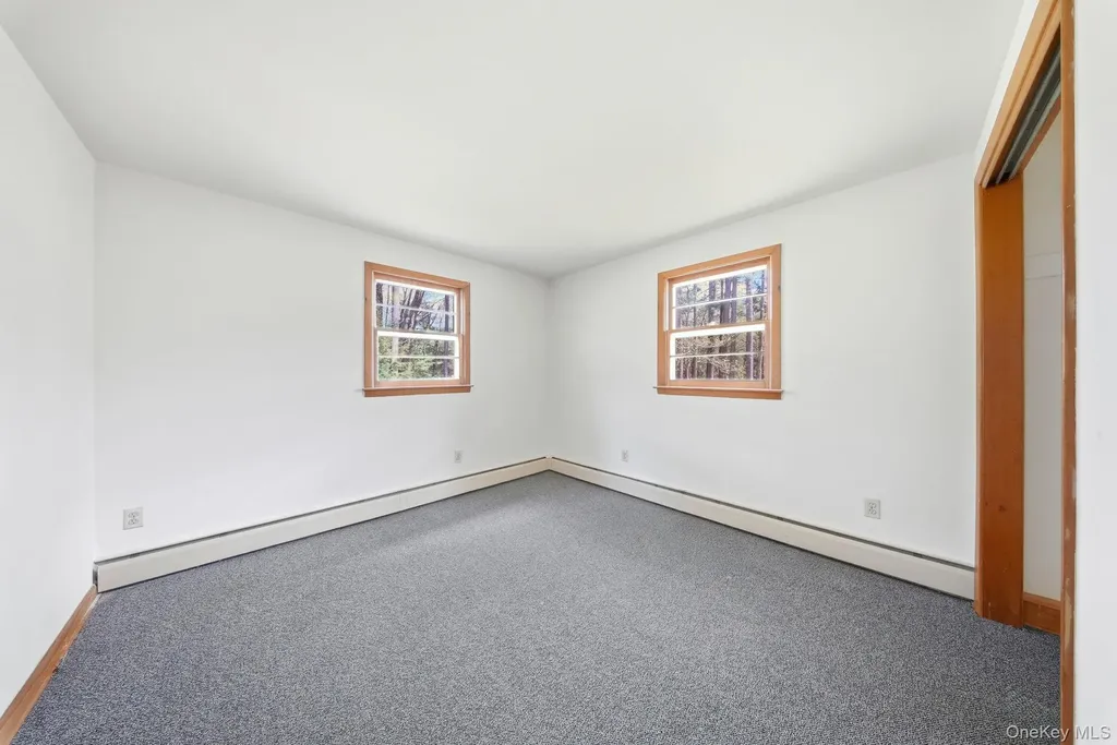 1124 State Route 42 Sparrowbush NY 12780
