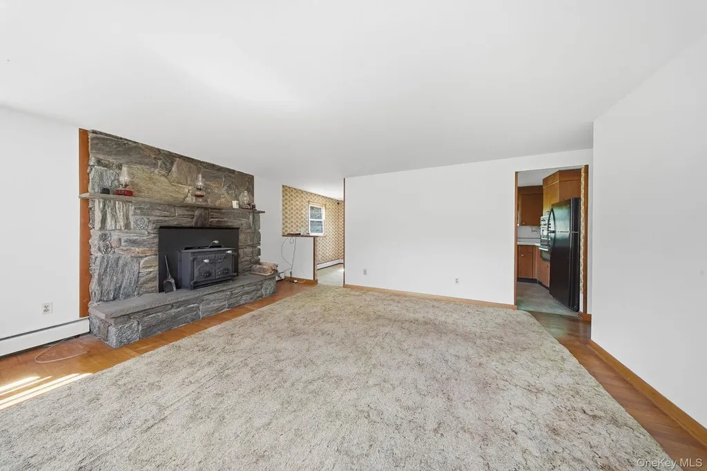 1124 State Route 42 Sparrowbush NY 12780