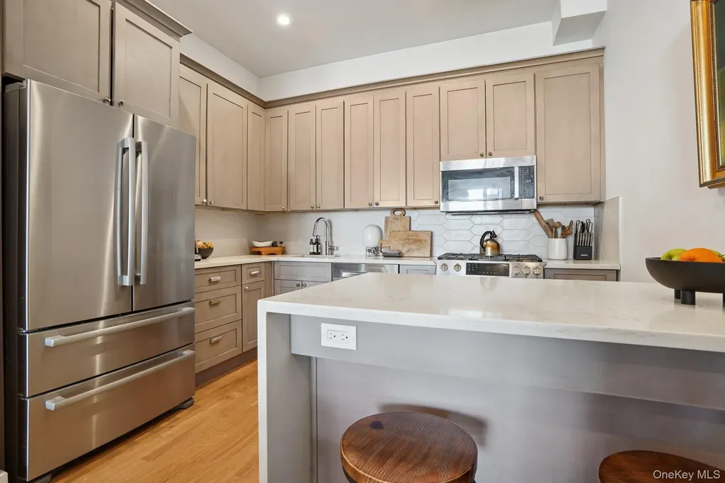 1009 Hancock Street Brooklyn NY 11221