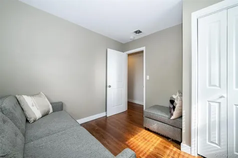 29 Oakdale Avenue New Rochelle NY 10801