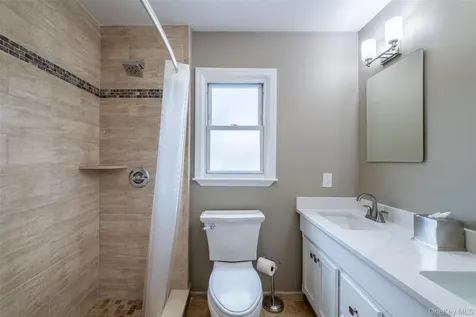 29 Oakdale Avenue New Rochelle NY 10801