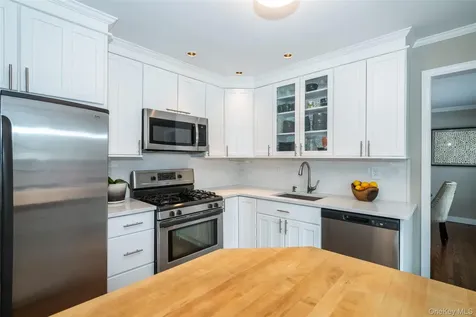 29 Oakdale Avenue New Rochelle NY 10801