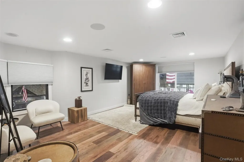 51 Redder Road Pine Bush NY 12566
