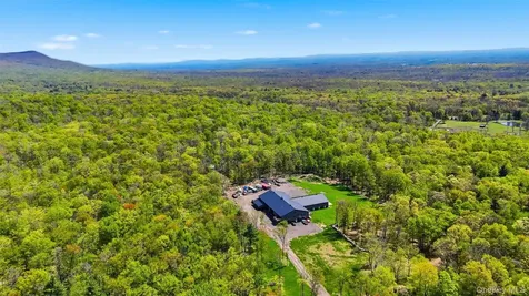 51 Redder Road Pine Bush NY 12566