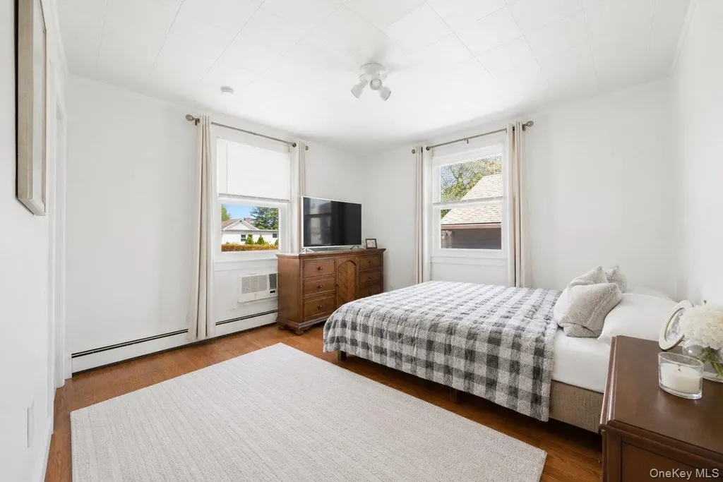 10 Floral Lane Yonkers NY 10703
