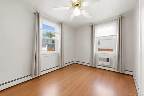 10 Floral Lane Yonkers NY 10703