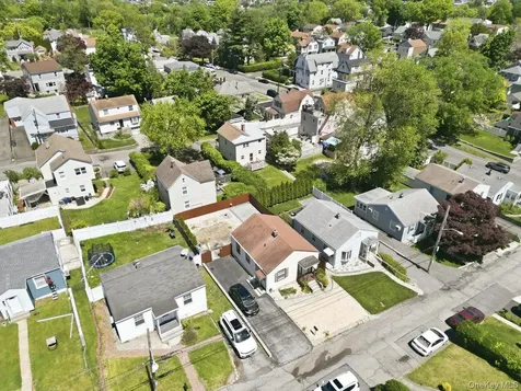 10 Floral Lane Yonkers NY 10703