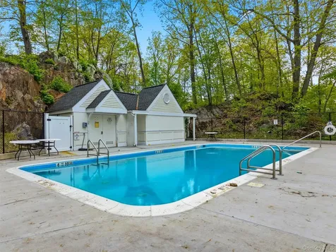 7 Guilford Circle Goldens Bridge NY 10526