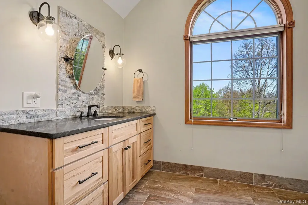 2 Brenner Hollow Road Pleasant Valley NY 12569