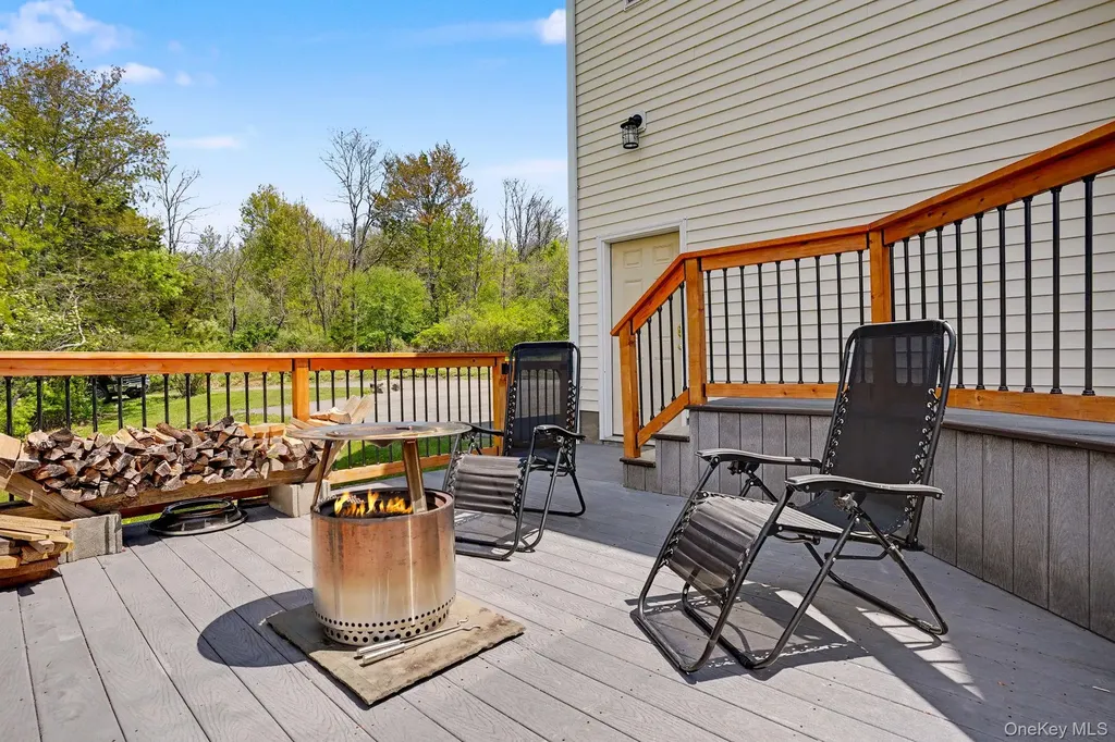 2 Brenner Hollow Road Pleasant Valley NY 12569