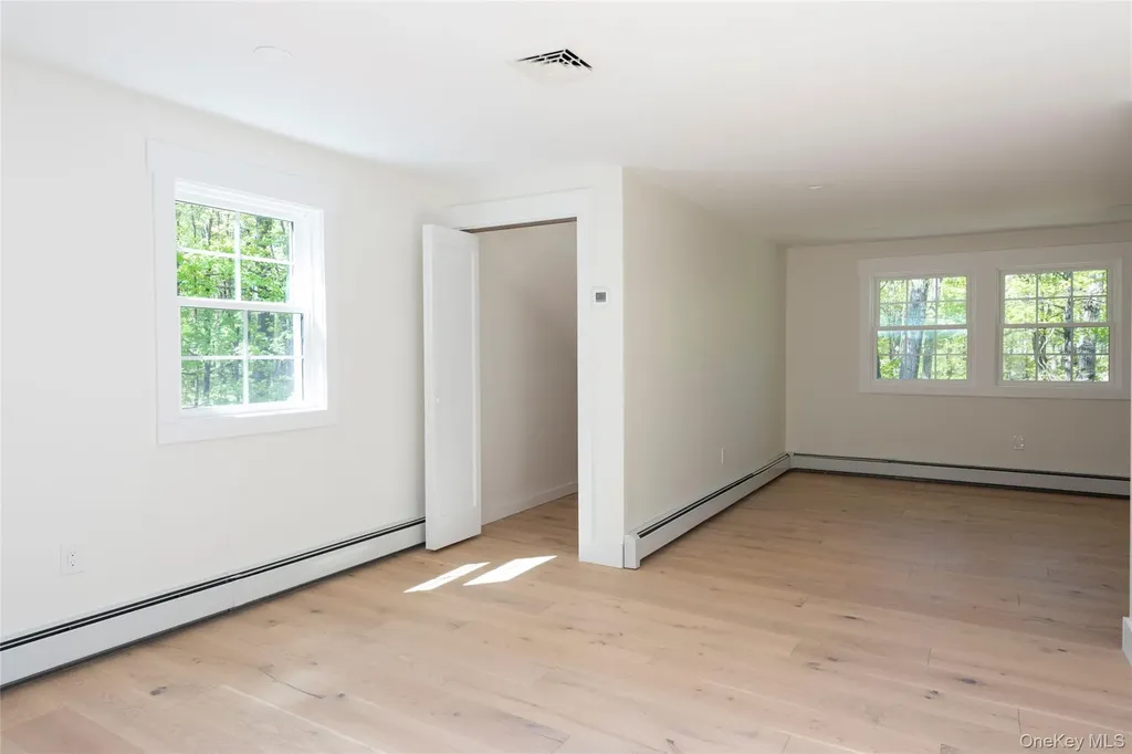 41 Meddaugh Road Pleasant Valley NY 12569