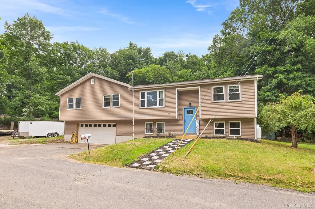 22 Hill View Road New Windsor NY 12553