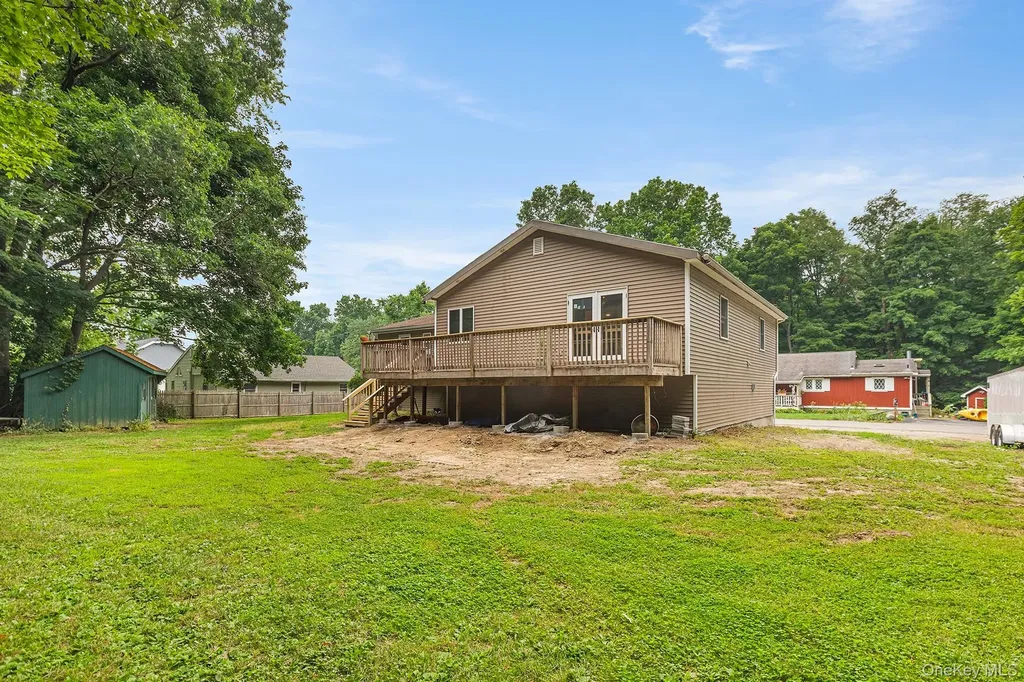 22 Hill View Road New Windsor NY 12553