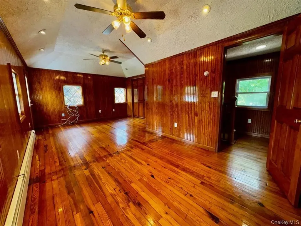 8 Lake Avenue Monroe NY 10950