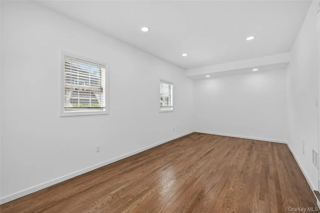 23 Champlain Street Port Jefferson NY 11776