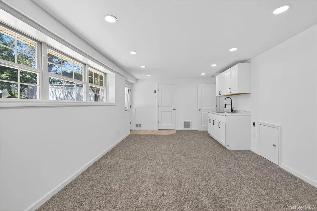 23 Champlain Street Port Jefferson NY 11776