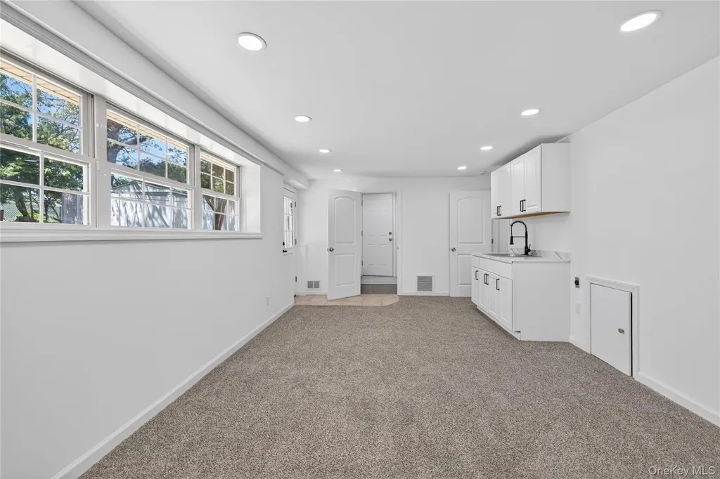 23 Champlain Street Port Jefferson NY 11776